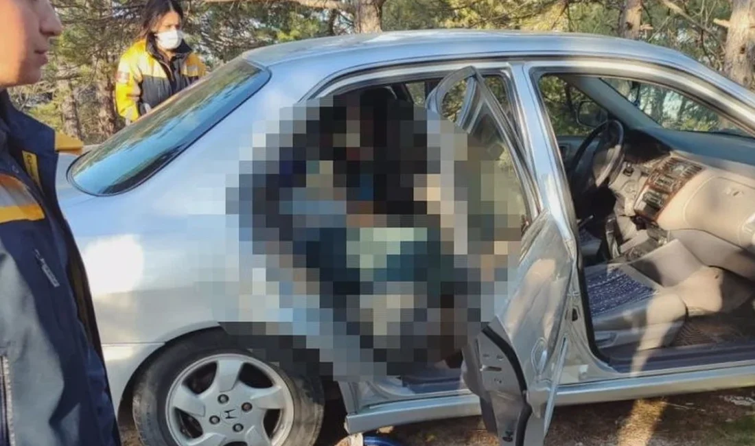 Araç içindeki düzenek dikkat çekti Olay yerine ulaşan jandarma ve