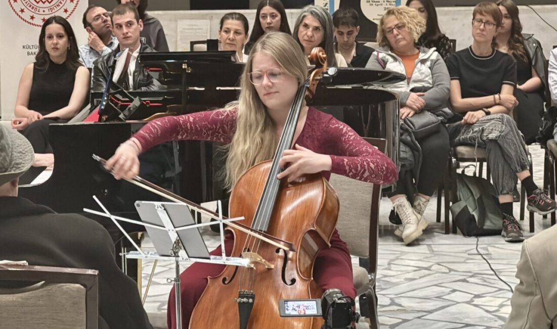 AFYONKARAHİSAR (AA) – 25. Afyonkarahisar Klasik Müzik Festivali'nin üçüncü gününde