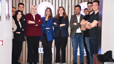 Atölye ortamını detaylı şekilde değerlendiren Dr. Banu Aras, özellikle öğrencilerin