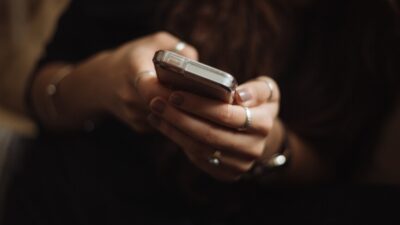 Yapay zeka teknolojileri arasında insansı metinler üretebilen ChatGPT, Gemini ve