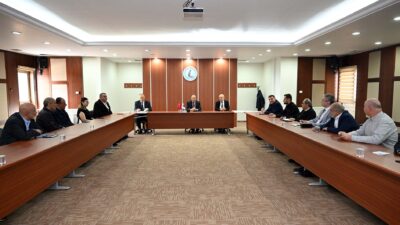 Toplantıya; AKÜ Rektörü Prof. Dr. Mehmet Karakaş, AK Parti İl