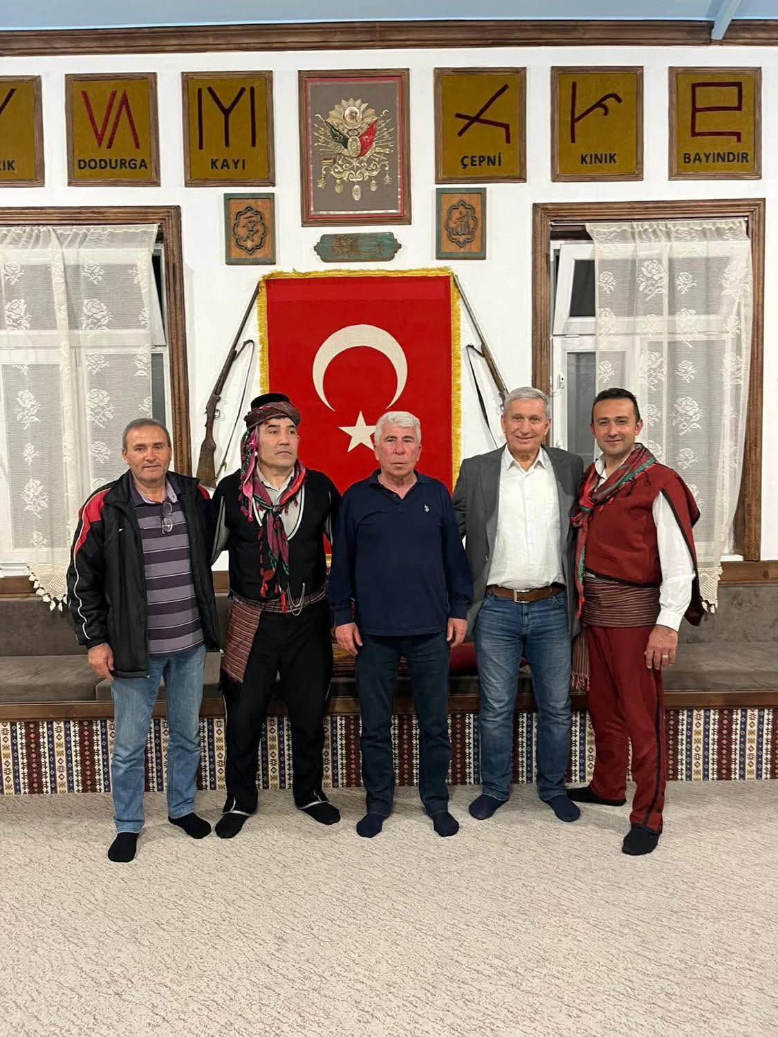Kültür ve spor omuz omuza Geceye ASKF Başkanı Alişan Akgün