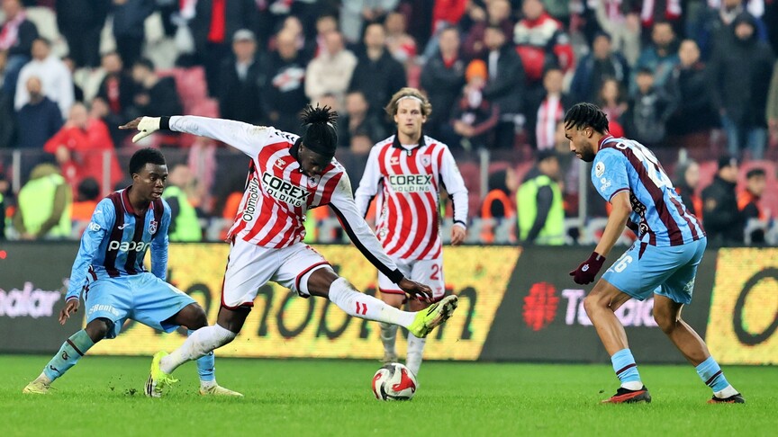 Samsun Yeni 19 Mayıs Stadı’ndaki müsabaka, saat 18.45’te başlayacak. B