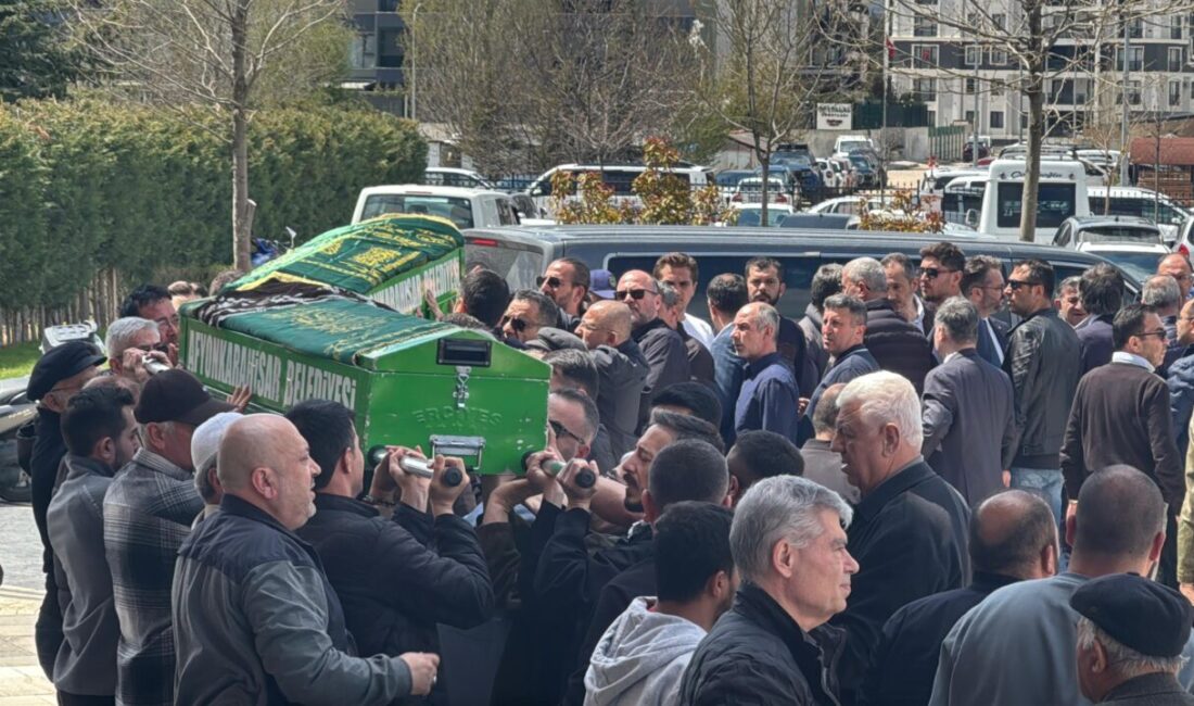 AFYONKARAHİSAR (AA) – Afyonkarahisar'da silahlı kavgada hayatını kaybeden çiftin cenazesi