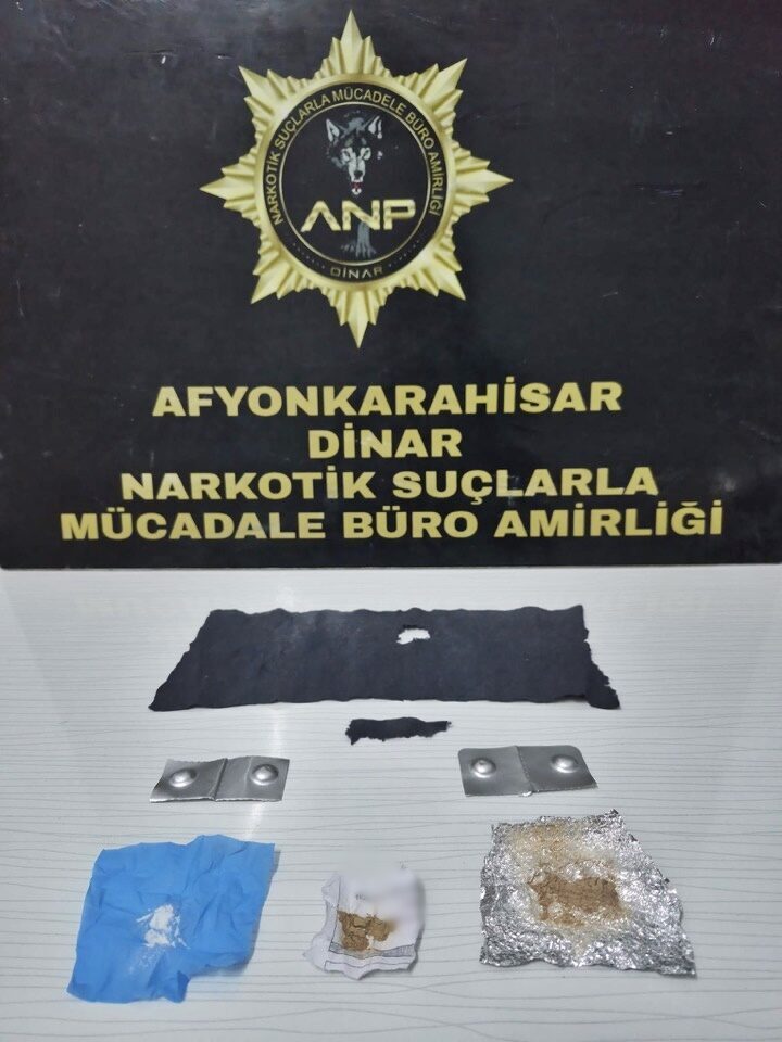 AFYONKARAHİSAR (AA) – Afyonkarahisar'da düzenlenen uyuşturucu operasyonlarında gözaltına alınan 6