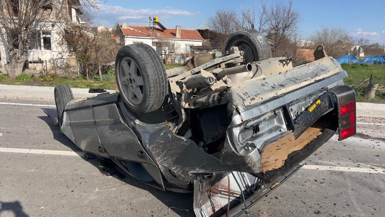 AFYONKARAHİSAR (AA) – Afyonkarahisar'ın Bolvadin ilçesindeki trafik kazasında 1 kişi