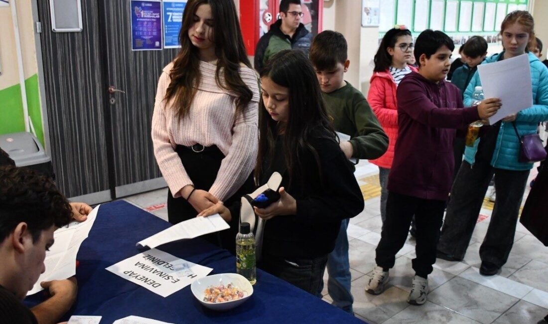 Afyonkarahisar’da geleceğin teknoloji yıldızlarını keşfetmek amacıyla yürütülen öğrenci seçme sürecinin