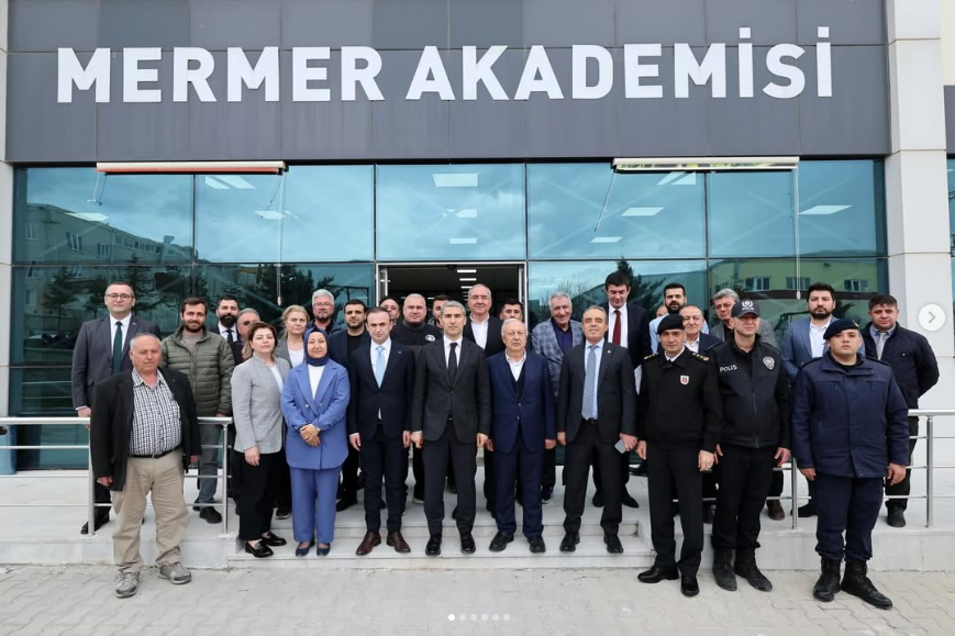Mermer İhtisas OSB’de ilk heyet toplantısı Türkiye’nin ilk ihtisas organize