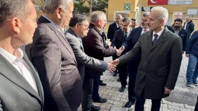 - "(Hicaz Demir Yolu) Öncelikle Halep'e kadar Türkiye'deki mevcut demir