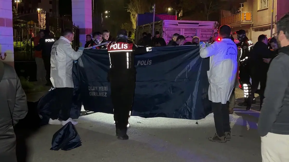 Cami önünde sır ölüm! Ailesi sinir krizi geçirdi 4