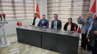 Büyük bir coşkuyla gerçekleştirilen bayramlaşma törenine; MHP Afyonkarahisar İl Başkanı