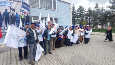 Türk-İş önünde birlik ve beraberlik mesajı 1 Mayıs Emek ve