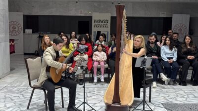 AFYONKARAHİSAR (AA) – Genel Sanat Yönetmenliğini Hüseyin Başkadem'in yaptığı "25.