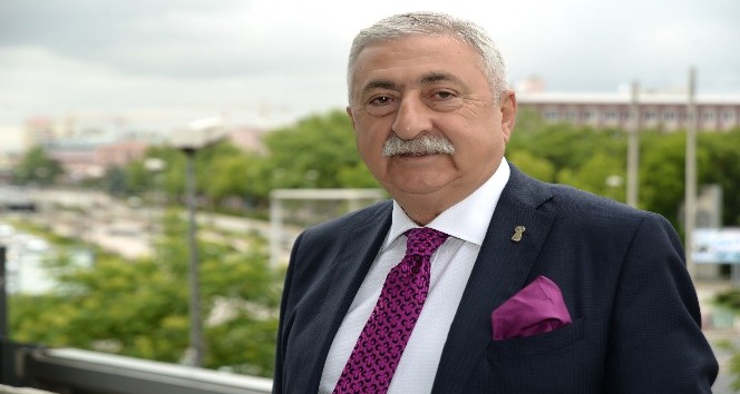 Trafik sigortası ve kasko fiyatlarının çok yüksek seviyelere çıktığını buna