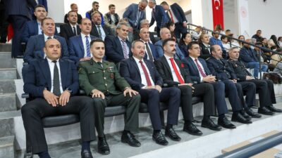 Protokol tam kadro tribündeydi: En özel anları saniye saniye takip