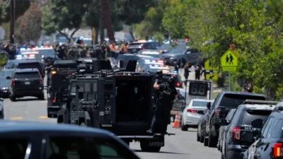 Saldırganlar polis ile çatıştıktan sonra intihar etti ABD polisi tarafından