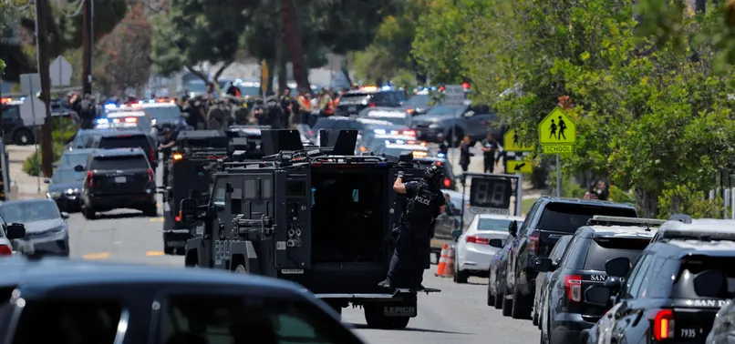 Saldırganlar polis ile çatıştıktan sonra intihar etti ABD polisi tarafından