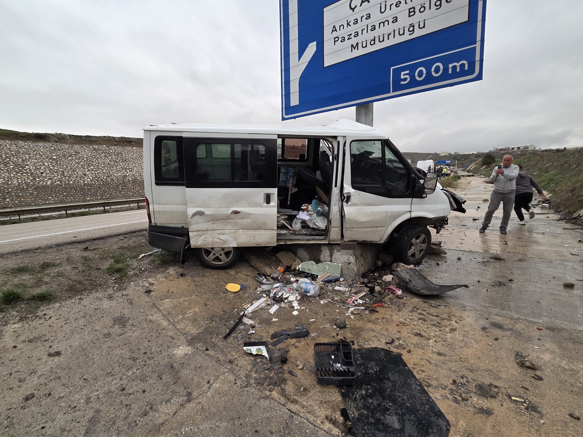 Önce otomobile vurdu ardından yoldan çıktı Kaza, Elmadağ-Samsun yolu üzerinde