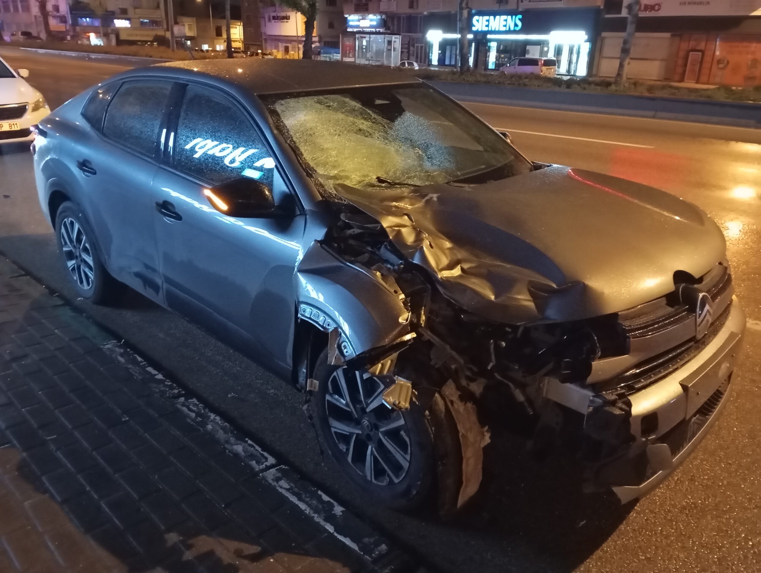 Alkollü sürücü dehşeti! Çarptığı yayayı bırakıp kaçtı