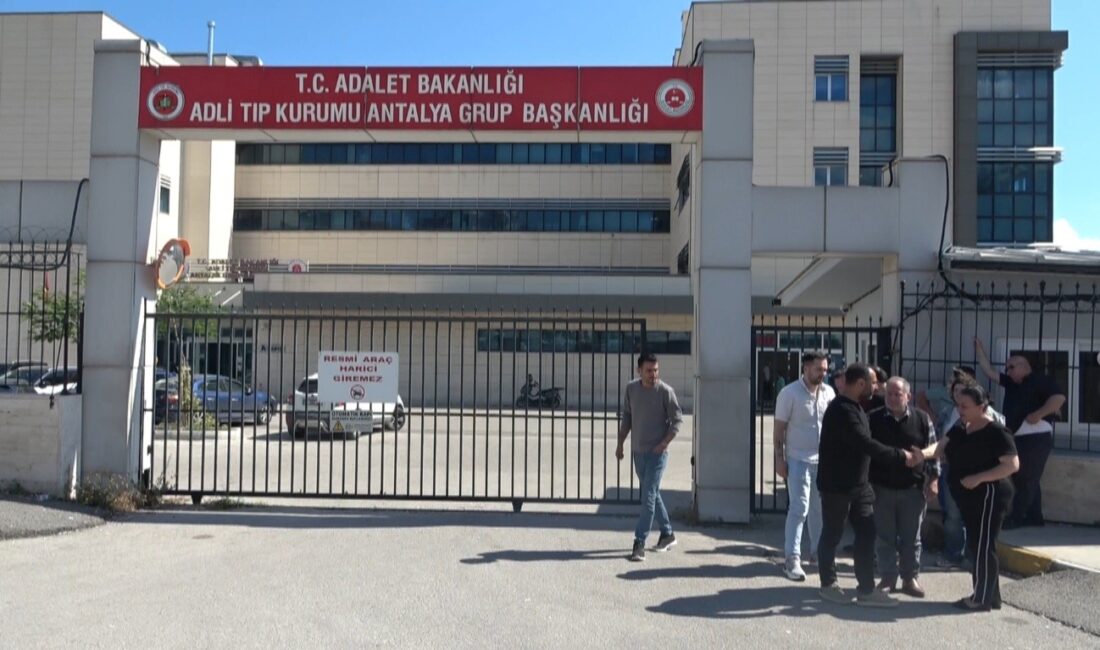 Tarla fiyatı yüzünden tartışma çıktı Olay, Kepez ilçesi Kanal Mahallesi