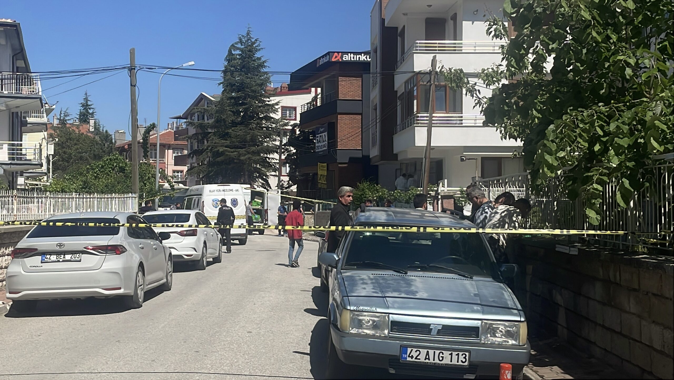 Hukuk öğrencisi, anne ve babasını katletti!