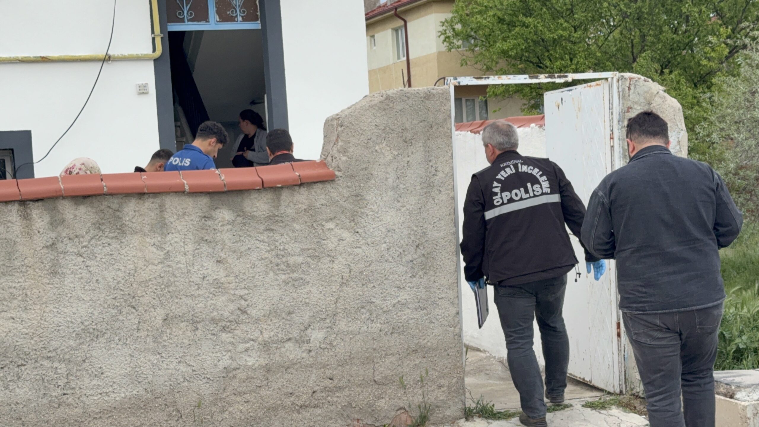Banyodaki küçük tüpten sızan gaz canından etti!