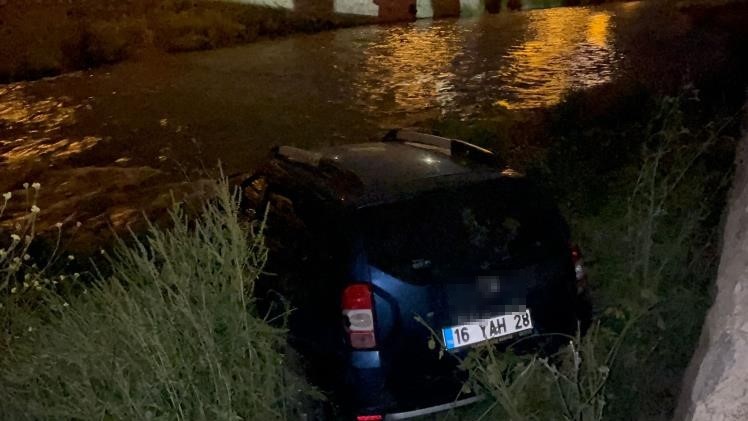 Kaza, merkez Osmangazi ilçesi İstiklal Mahallesi Fuat Kuşçuoğlu Caddesi üzerinde