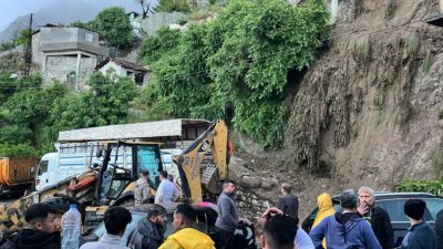 Heyelan müstakil evi yerle bir etti Doğal afet, Antakya ilçesine