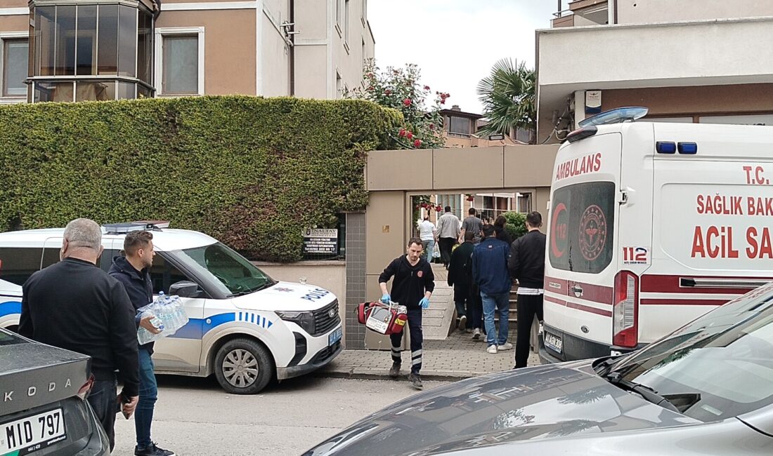 Evdeki ticari tartışma cinayetle bitti Olay, İzmit ilçesine bağlı Yahyakaptan