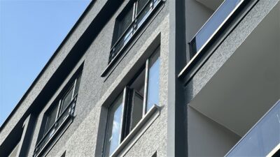 Pencereden beton zemine düştü Olay, İncesu Yalı Mahallesi’nde bulunan beş