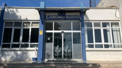 Şafak operasyonuyla adresler basıldı İzmir İl Jandarma Komutanlığı ekipleri, sabahın