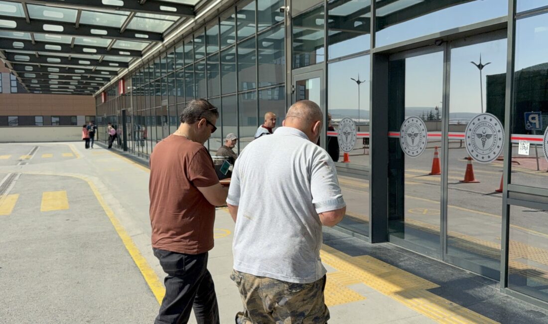 Derin bıçak kesikleri dikkat çekti Kurban ibadetini kendi imkanlarıyla yerine