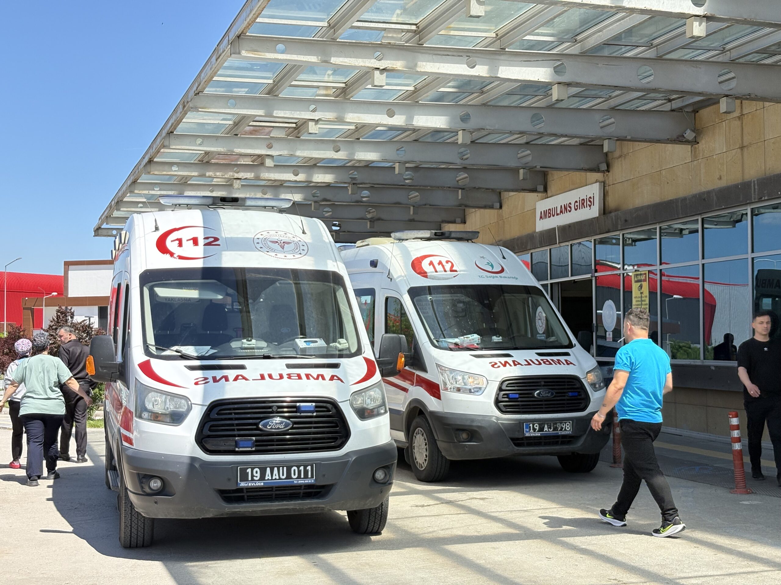 Vücutlarında kesikler oluştu!