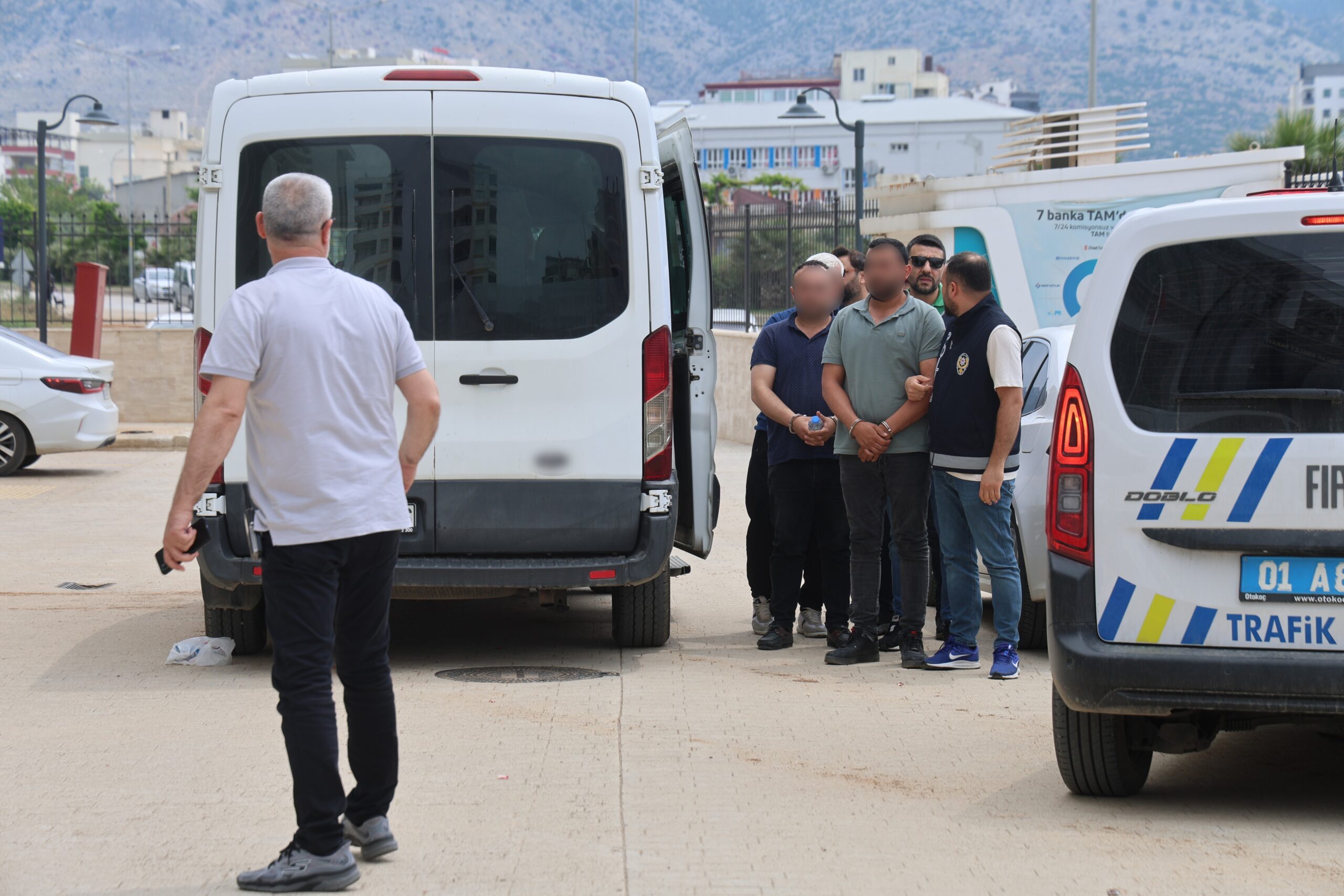 Arazi anlaşmazlığı cinayetine 3 tutuklama