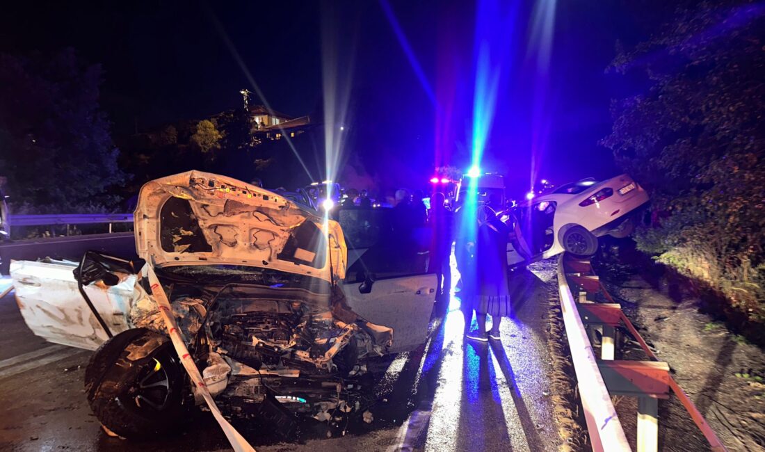 Kaza, bugün saat 21.30 sıralarında Isparta Antalya kara yolu Elsazı
