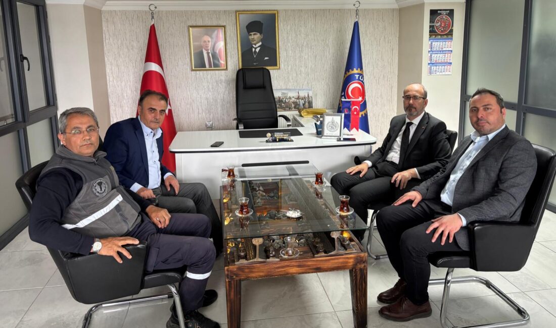 İl Sağlık Müdürü Dr. Hakkı Öztürk Türk-İş il Başkanı Muharrem