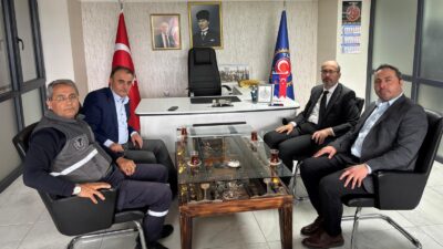 İl Sağlık Müdürü Dr. Hakkı Öztürk Türk-İş il Başkanı Muharrem