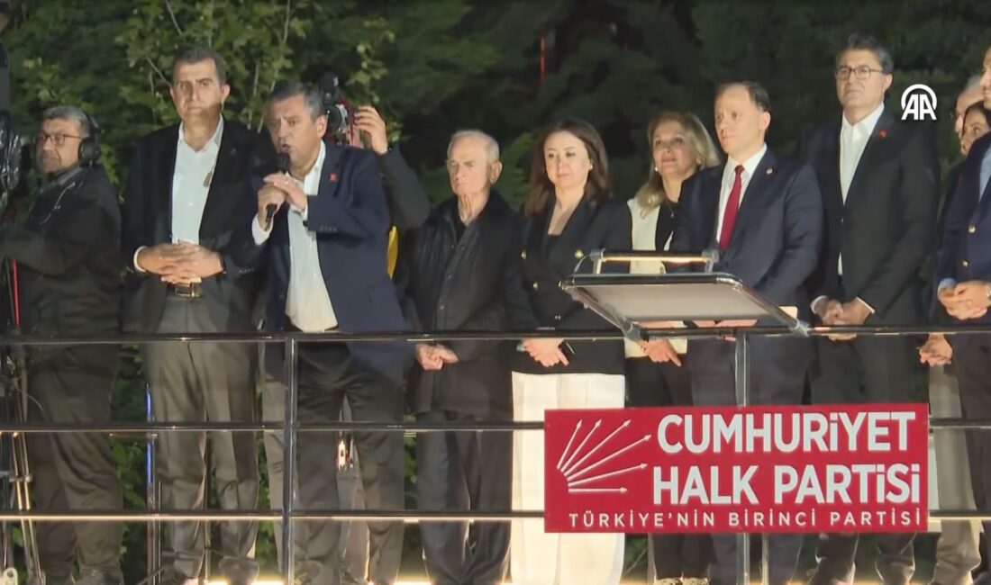 Olağanüstü toplanan CHP Merkez Yönetim Kurulu’nun (MYK) ardından basın toplantısı