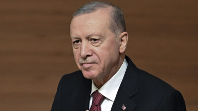 Cumhurbaşkanlığı İletişim Başkanlığından yapılan açıklamaya göre Erdoğan, görüşmede Zeydi’yi Başbakanlığa
