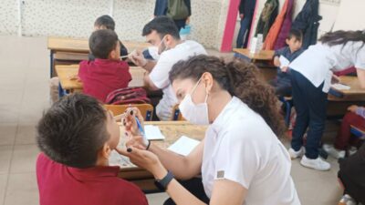 Ağız ve diş sağlığında beslenme ve öz bakım becerileri konusunda