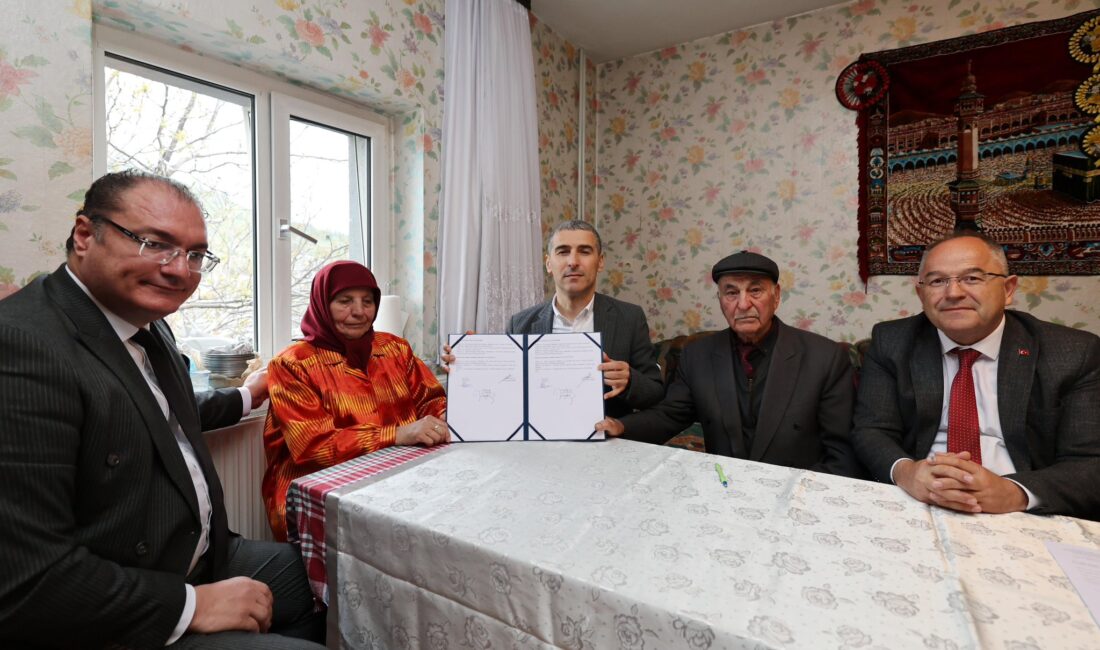 İmzalar Vali Naci Aktaş huzurunda atıldı Düzenlenen törende; Vali Dr.