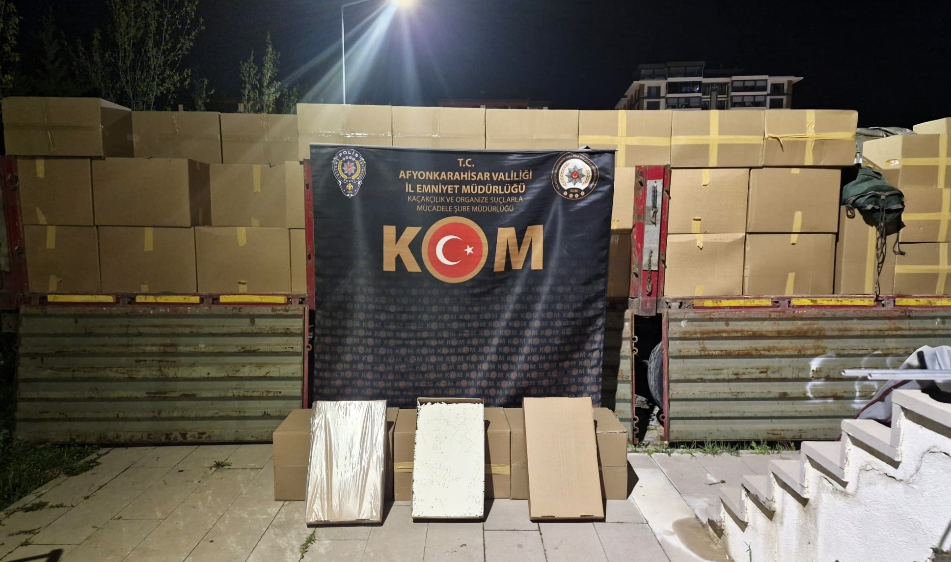 Afyonkarahisar’da polisin dikkati zehir tacirlerine geçit vermedi!