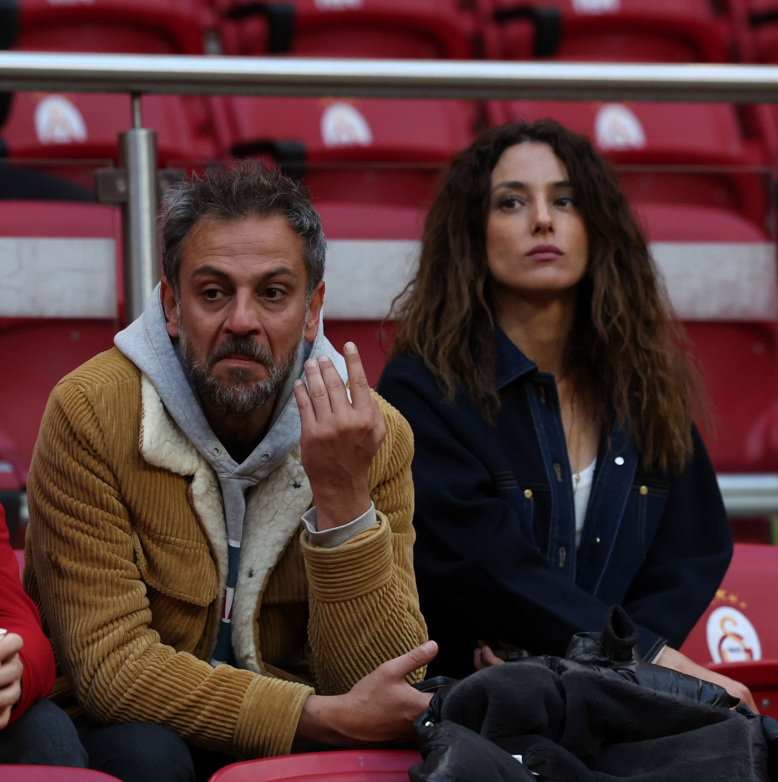 Magazin dünyasında deprem! Erkan Kolçak Köstendil ile Cansu Tosun boşandı!