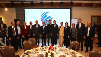 İstanbul’da faaliyet gösteren Afyonkarahisarlı iş insanları, akademisyenler ve sivil toplum