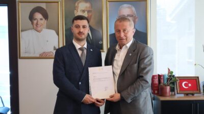 Mazbata töreninde, İYİ Parti Yan Kuruluşlardan Sorumlu Genel Başkan Yardımcısı
