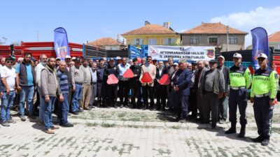 “Reflektör Tak Görünür Ol” projesi kapsamında düzenlenen etkinlikte, çevre ilçe