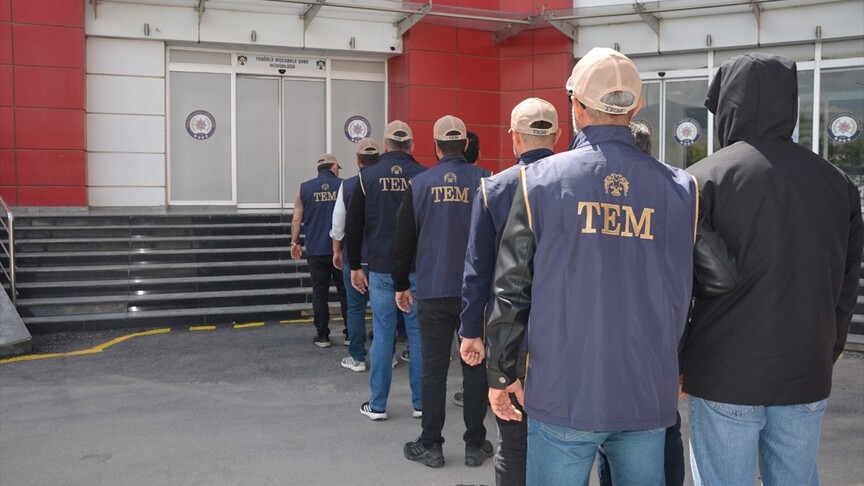 Malatya merkezli FETÖ operasyonu: 23 şüpheli gözaltında