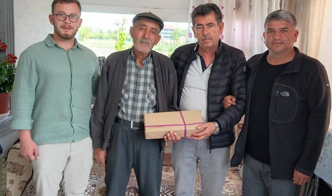 Samimi bir atmosferde gerçekleşen ziyaretlerde, birim müdürleri ailelerle yakından ilgilenerek