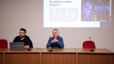 Prof. Dr. Sabri Bektöre Konferans Salonunda düzenlenen söyleşiye; UTF Öğretim