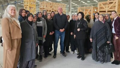 Gerçekleştirilen ziyarete, Kadın Girişimciler Kurulu Başkanı Funda Güleç Yaman, Başkan